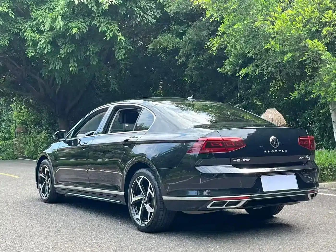 Volkswagen Magotan 2023 2 Millionth Unit Commemorative Edition 330TSI DSG Luxury — миниатюра 7
