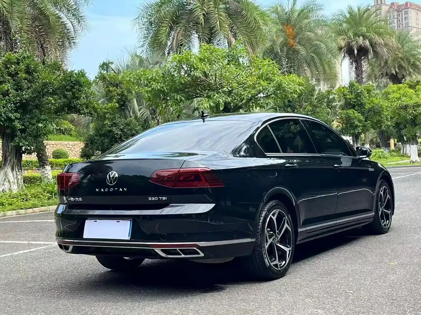 Volkswagen Magotan 2023 2 Millionth Unit Commemorative Edition 330TSI DSG Luxury — миниатюра 9