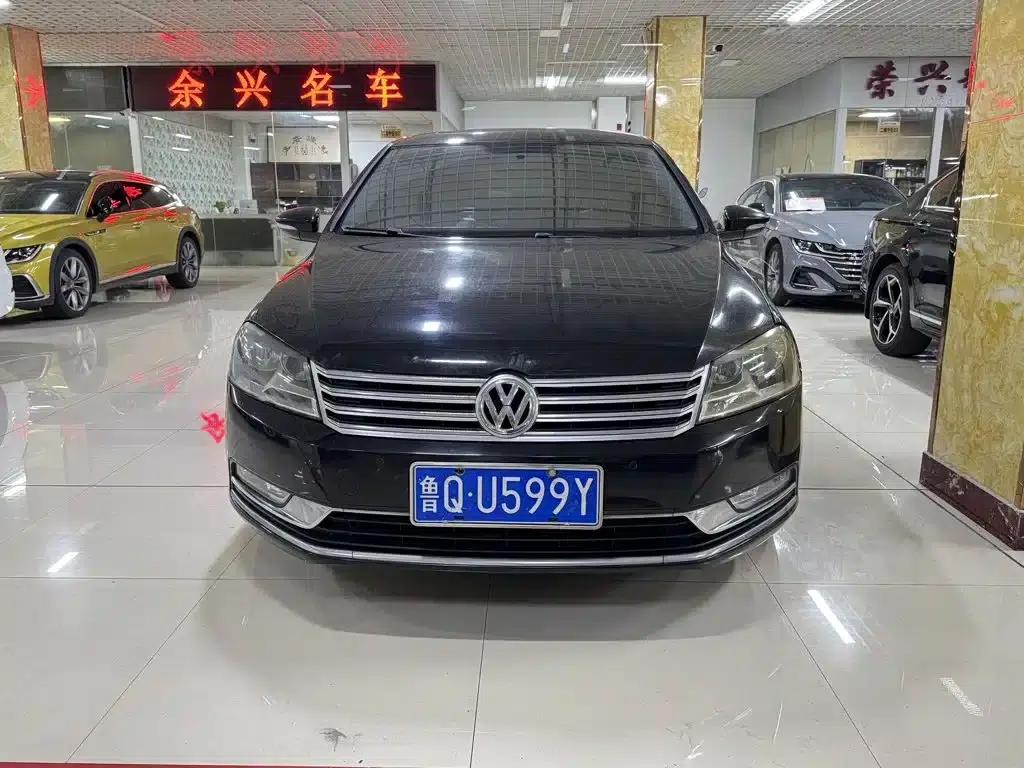 2013 Volkswagen Passat 1.8TSI Leading Edition — миниатюра 1