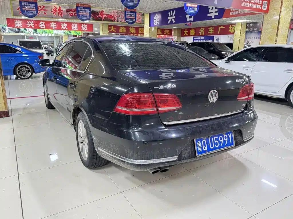 2013 Volkswagen Passat 1.8TSI Leading Edition — миниатюра 5