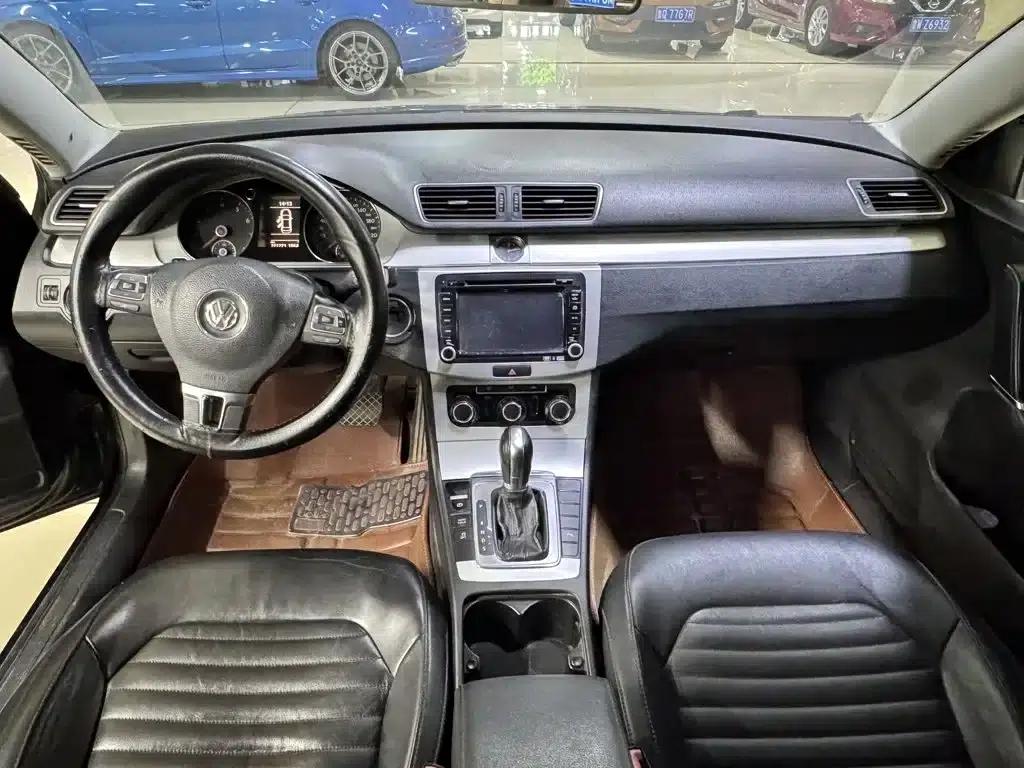 2013 Volkswagen Passat 1.8TSI Leading Edition — миниатюра 9