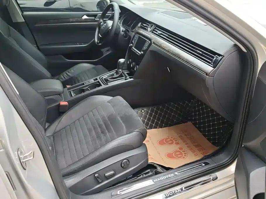 2017 Volkswagen Passat 380TSI DSG Luxury — миниатюра 8