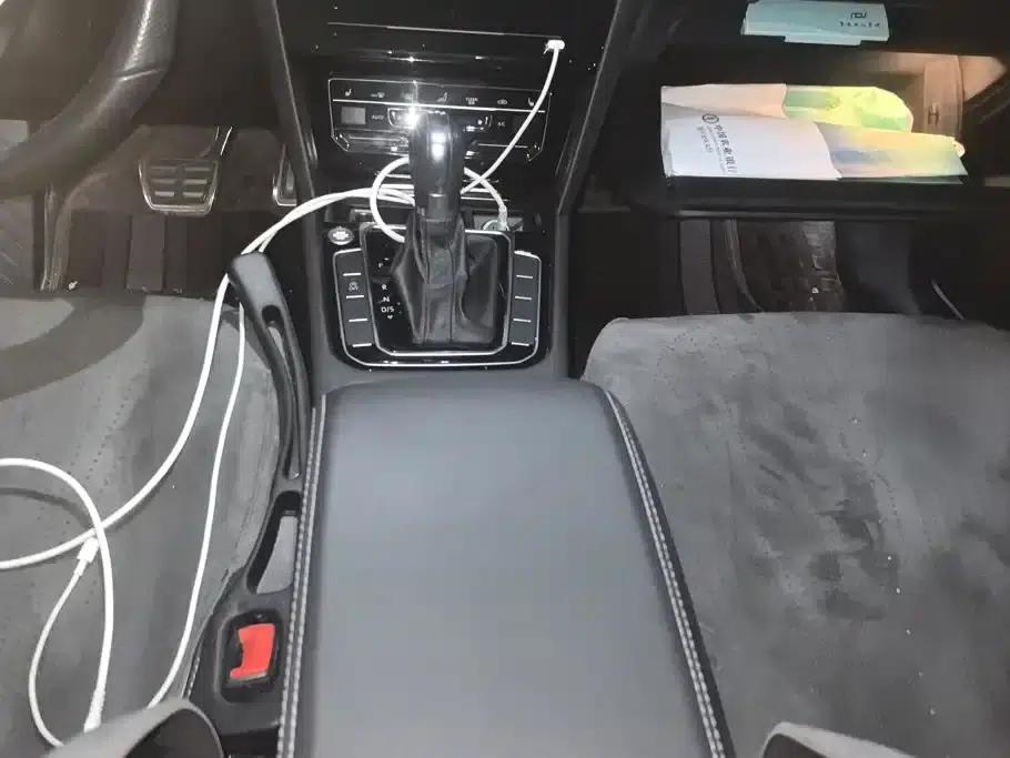 Volkswagen Magotan 2023 2 Millionth Unit Commemorative Edition 330TSI DSG Leading Model — миниатюра 16