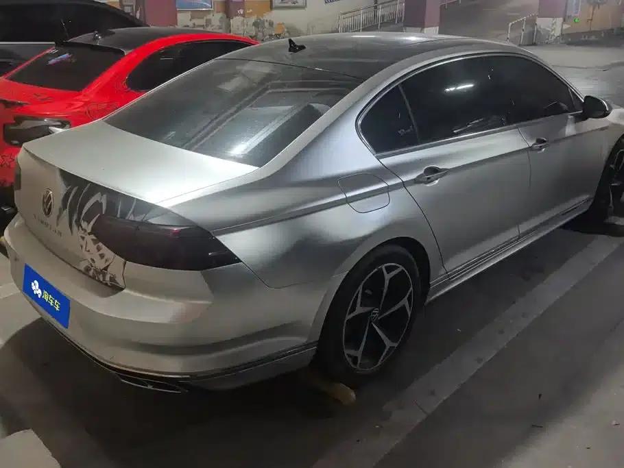 Volkswagen Magotan 2023 2 Millionth Unit Commemorative Edition 330TSI DSG Leading Model — миниатюра 3