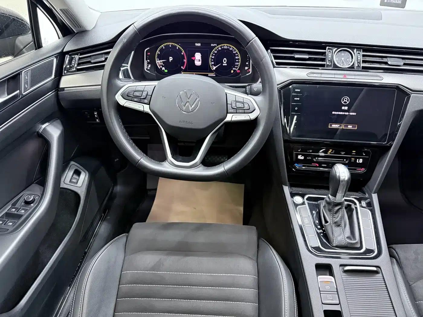 Volkswagen Passat 2021 330TSI DSG 30th Anniversary Edition — миниатюра 13