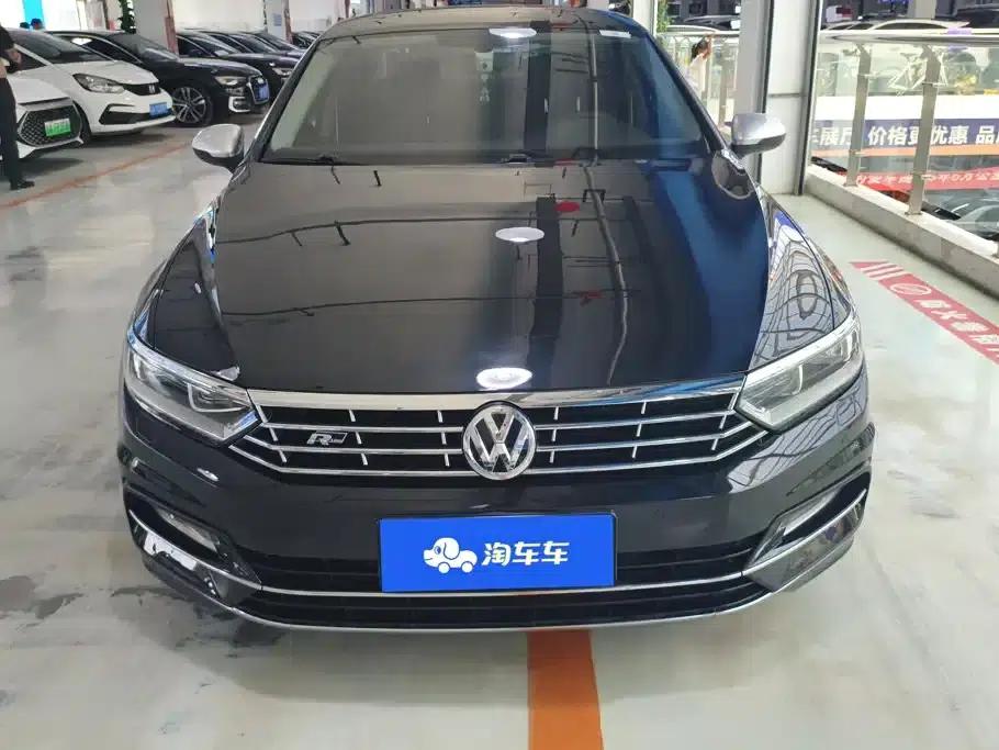 2017 Volkswagen Passat 380TSI DSG Luxury — миниатюра 2