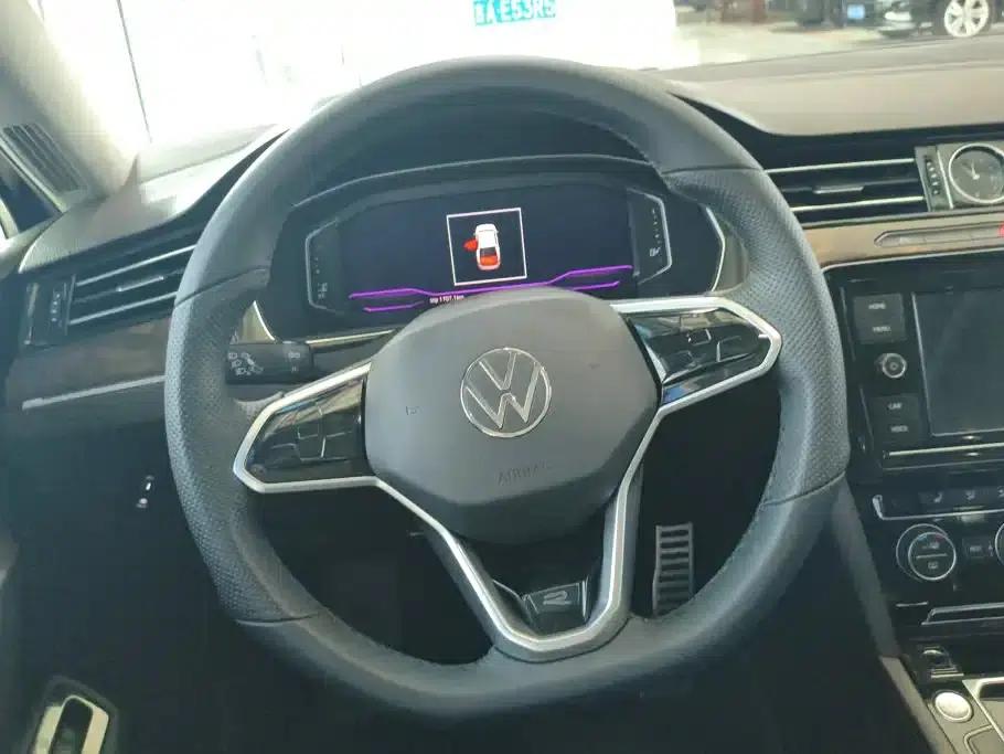 2017 Volkswagen Passat 380TSI DSG Luxury — миниатюра 15