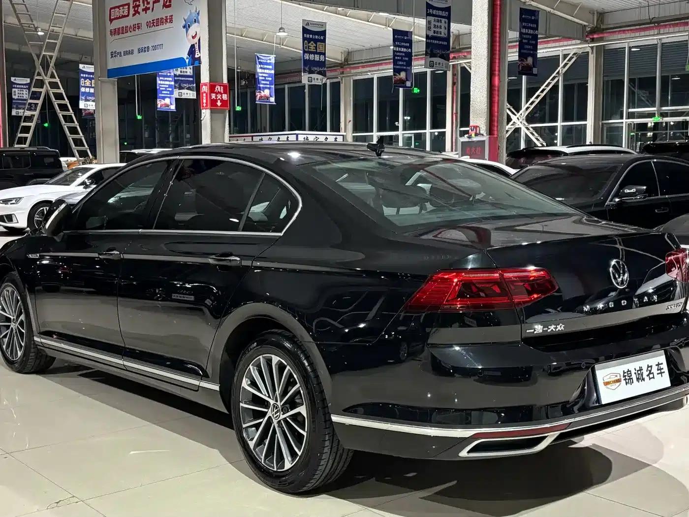 2020 Volkswagen Passat 330TSI DSG Luxury — миниатюра 6