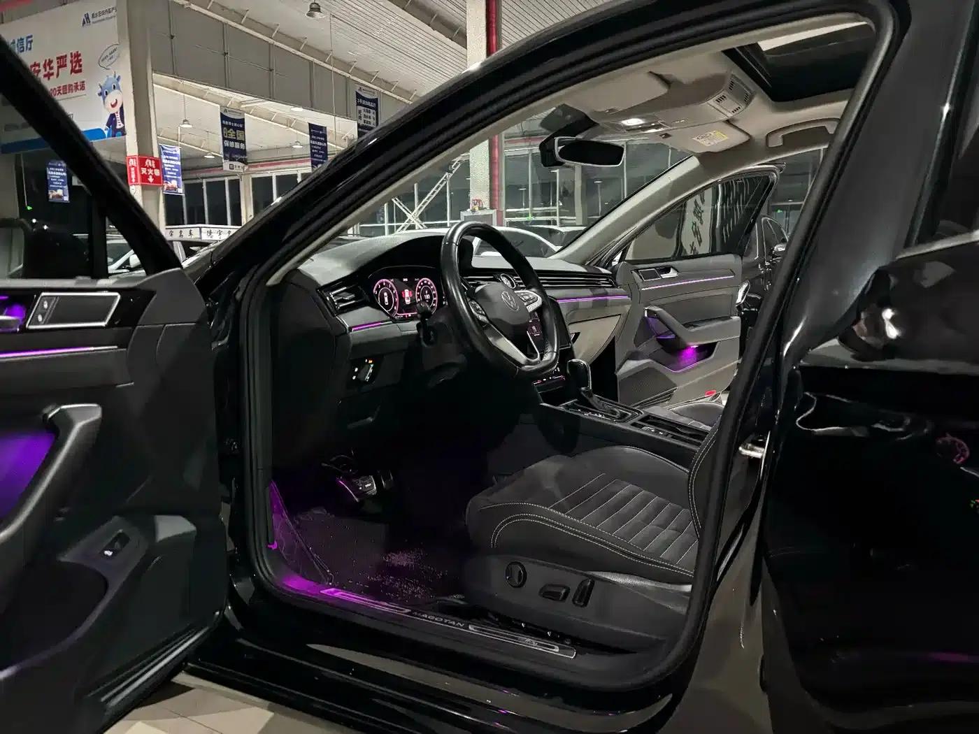 2020 Volkswagen Passat 330TSI DSG Luxury — миниатюра 7
