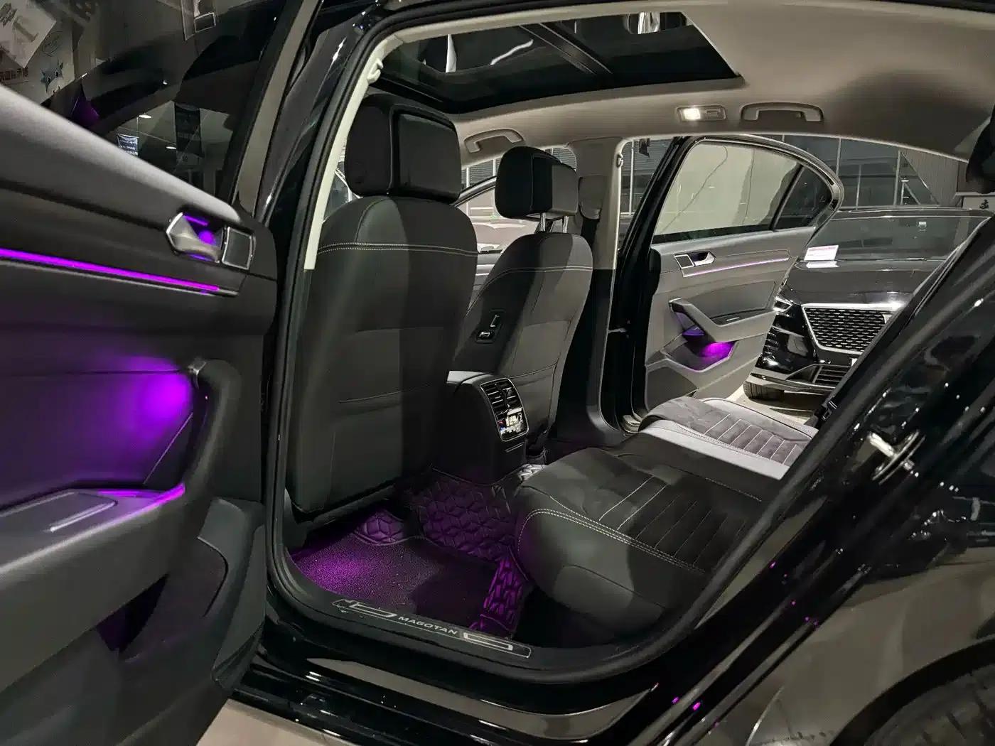 2020 Volkswagen Passat 330TSI DSG Luxury — миниатюра 8