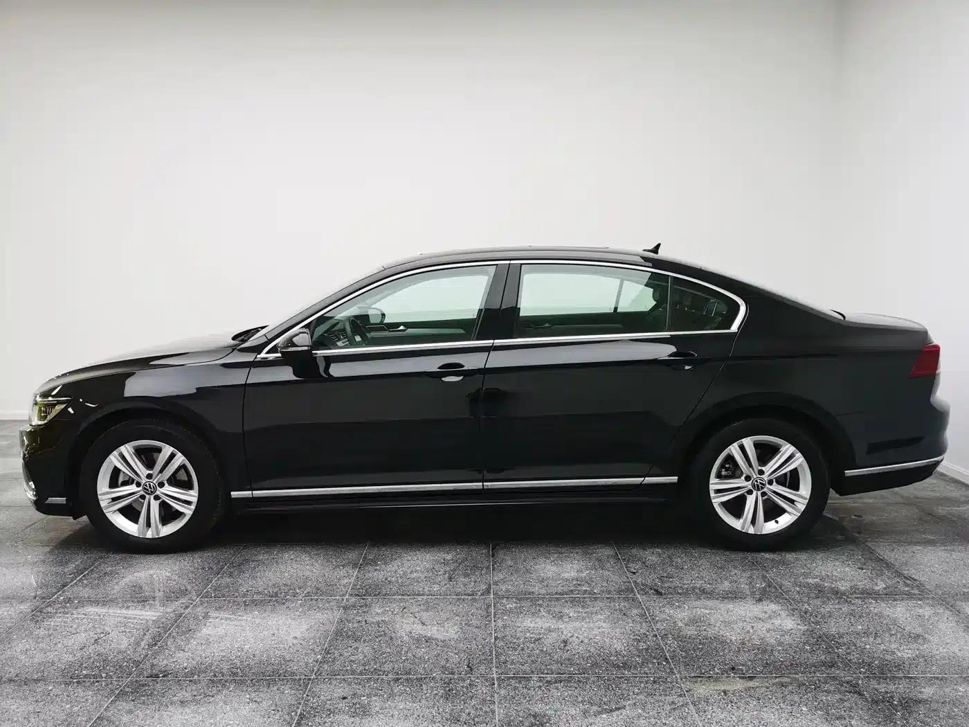 2024 Volkswagen Magotan 2028 2 Million Unit Limited Edition 280TSI DSG Comfort Model — миниатюра 15