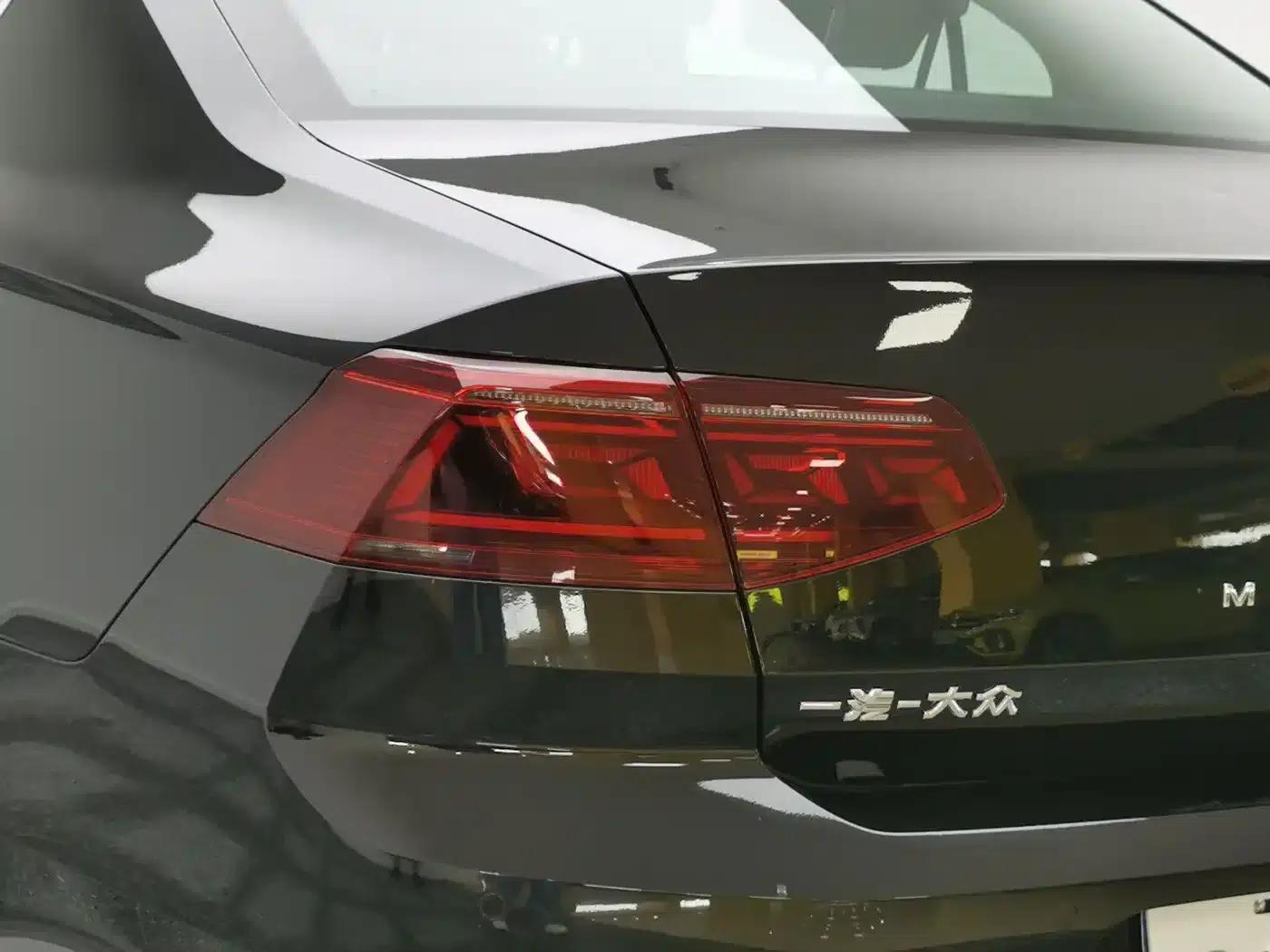 2024 Volkswagen Magotan 2028 2 Million Unit Limited Edition 280TSI DSG Comfort Model — миниатюра 20
