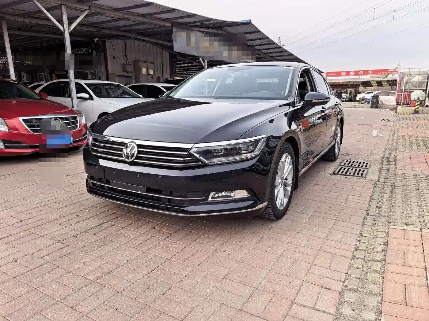 2019 Volkswagen Magotan 330TSI DSG Luxury Edition (China VI Emission Standard) — миниатюра 1