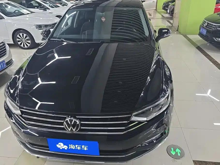 2020 Volkswagen Passat 330TSI DSG Leading Edition — миниатюра 2