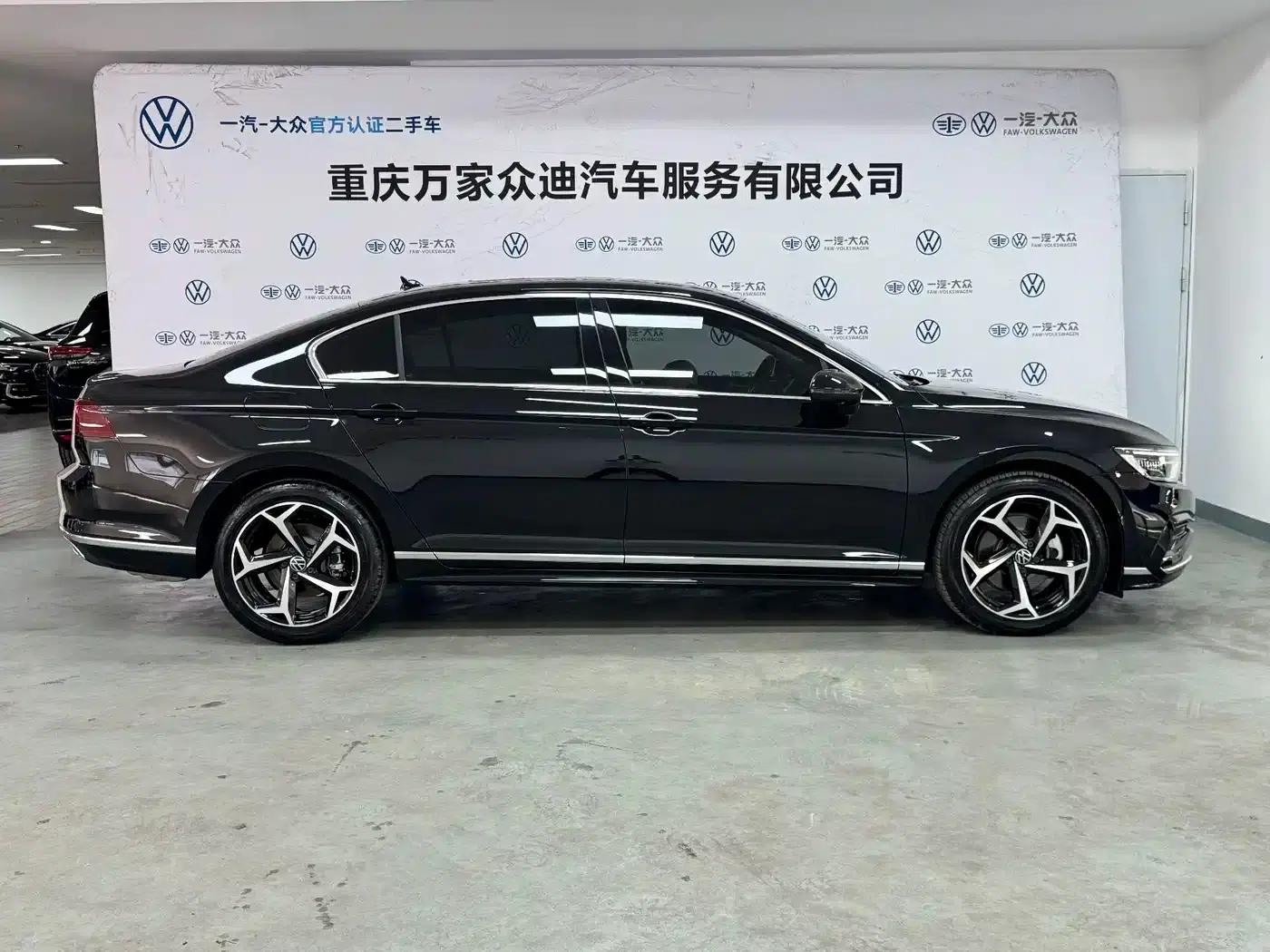 2026 Volkswagen Magotan 30 Million Unit Selection Edition 380TSI DSG Luxury — миниатюра 5