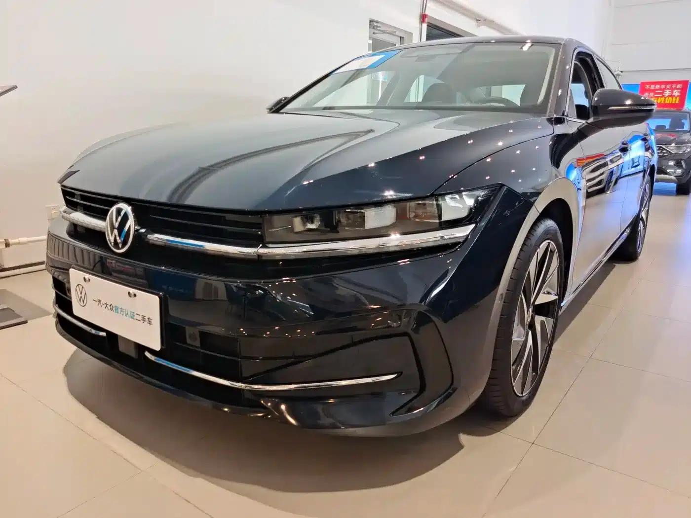 2024 Volkswagen Magotan 380TSI DSG Supreme Edition — миниатюра 1