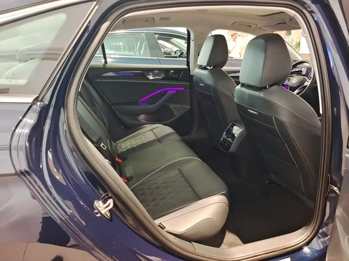 2024 Volkswagen Magotan 380TSI DSG Supreme Edition — миниатюра 9