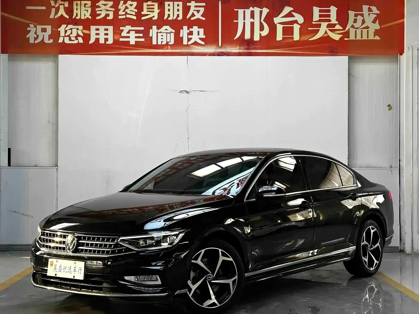 Volkswagen Magotan 2023 2 Millionth Unit Commemorative Edition 280TSI DSG Comfort Model — миниатюра 1