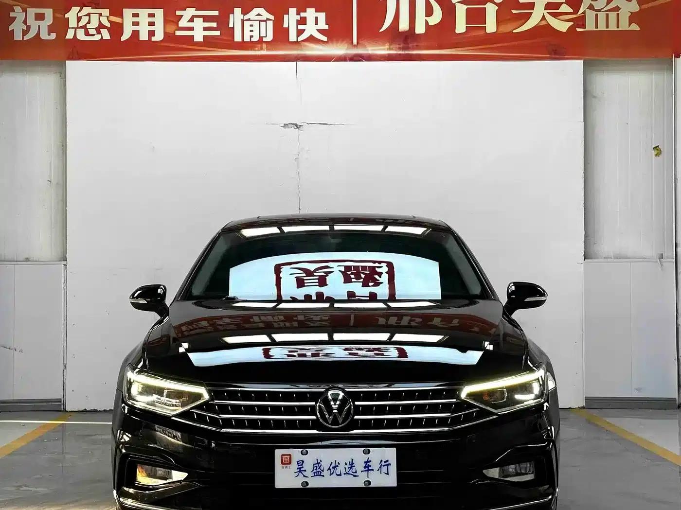 Volkswagen Magotan 2023 2 Millionth Unit Commemorative Edition 280TSI DSG Comfort Model — миниатюра 2