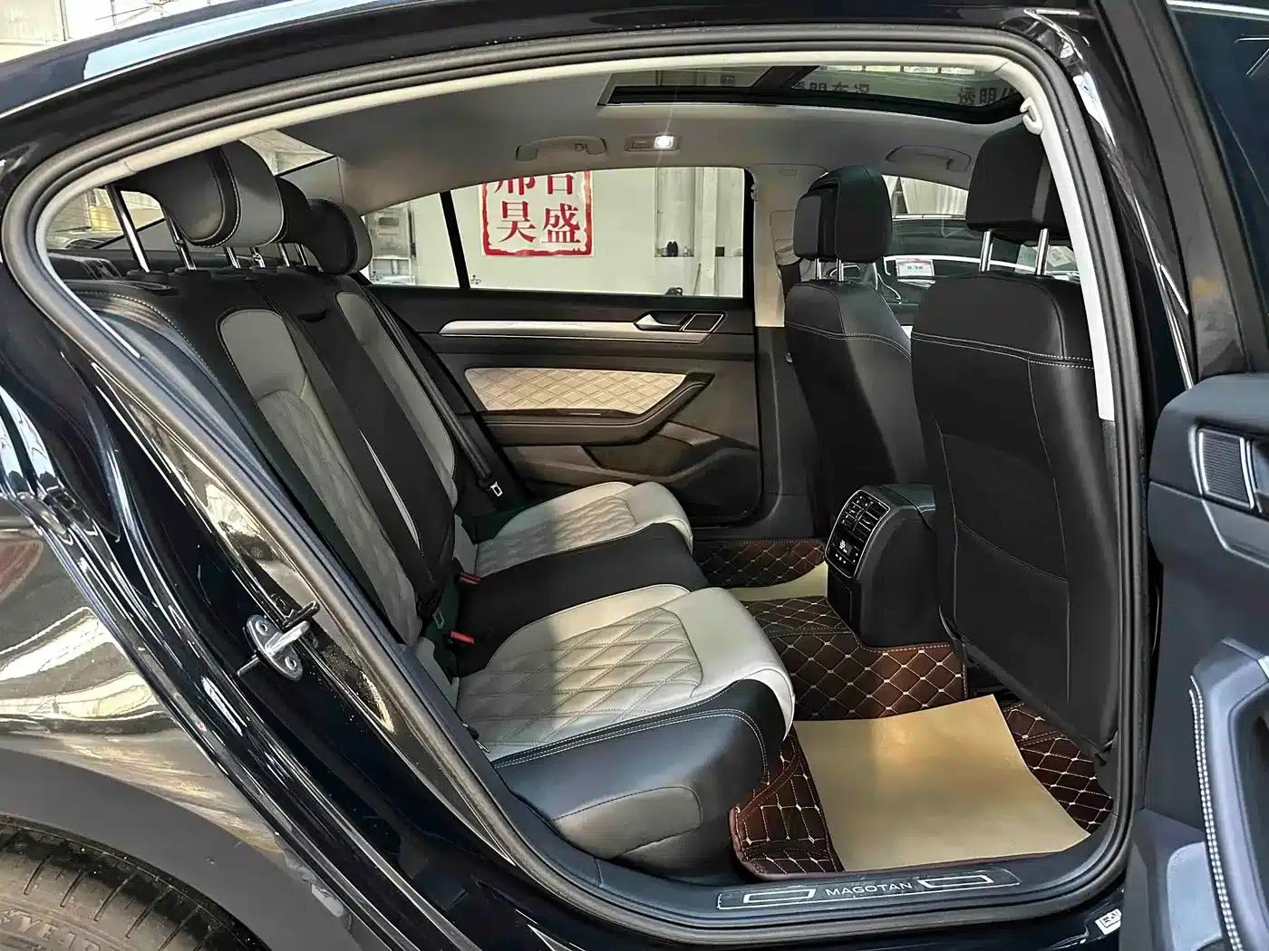 Volkswagen Magotan 2023 2 Millionth Unit Commemorative Edition 280TSI DSG Comfort Model — миниатюра 15