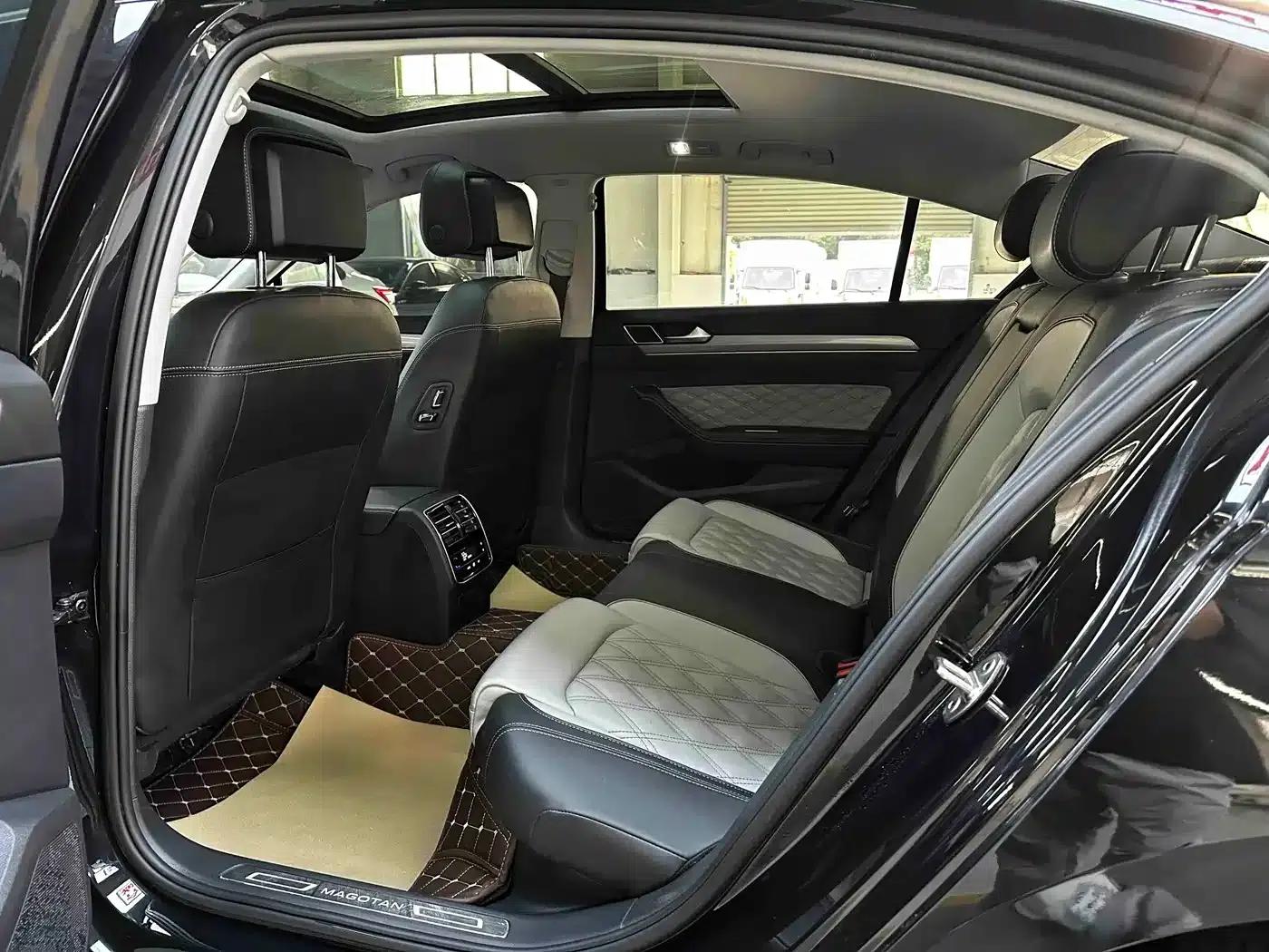 Volkswagen Magotan 2023 2 Millionth Unit Commemorative Edition 280TSI DSG Comfort Model — миниатюра 16