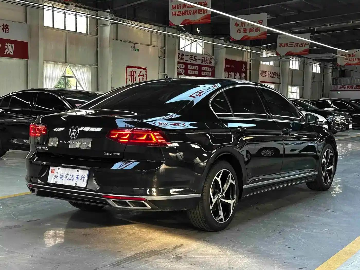 Volkswagen Magotan 2023 2 Millionth Unit Commemorative Edition 280TSI DSG Comfort Model — миниатюра 6