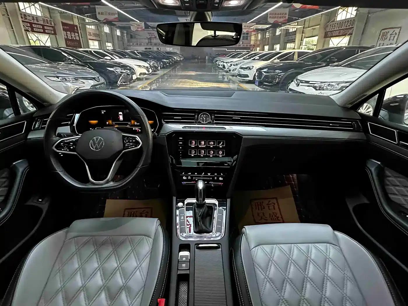 Volkswagen Magotan 2023 2 Millionth Unit Commemorative Edition 280TSI DSG Comfort Model — миниатюра 9