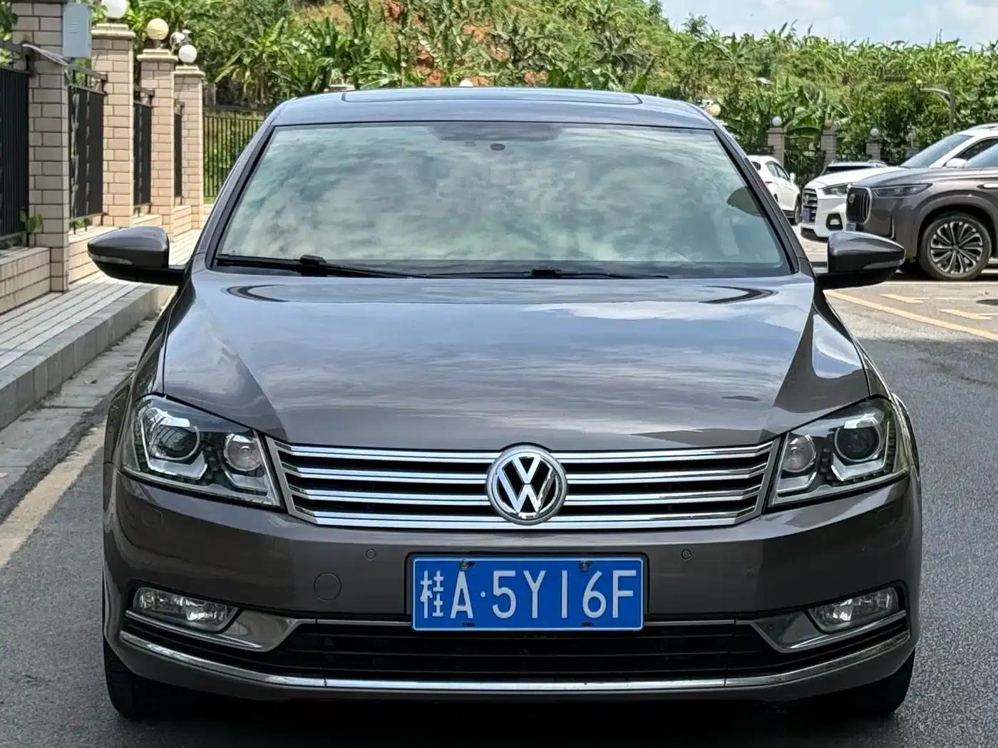 2013 Volkswagen Passat 1.8TSI Luxury — миниатюра 2