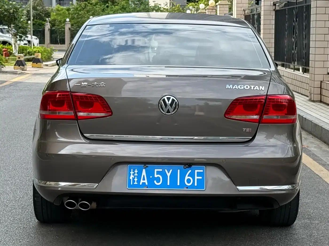 2013 Volkswagen Passat 1.8TSI Luxury — миниатюра 4