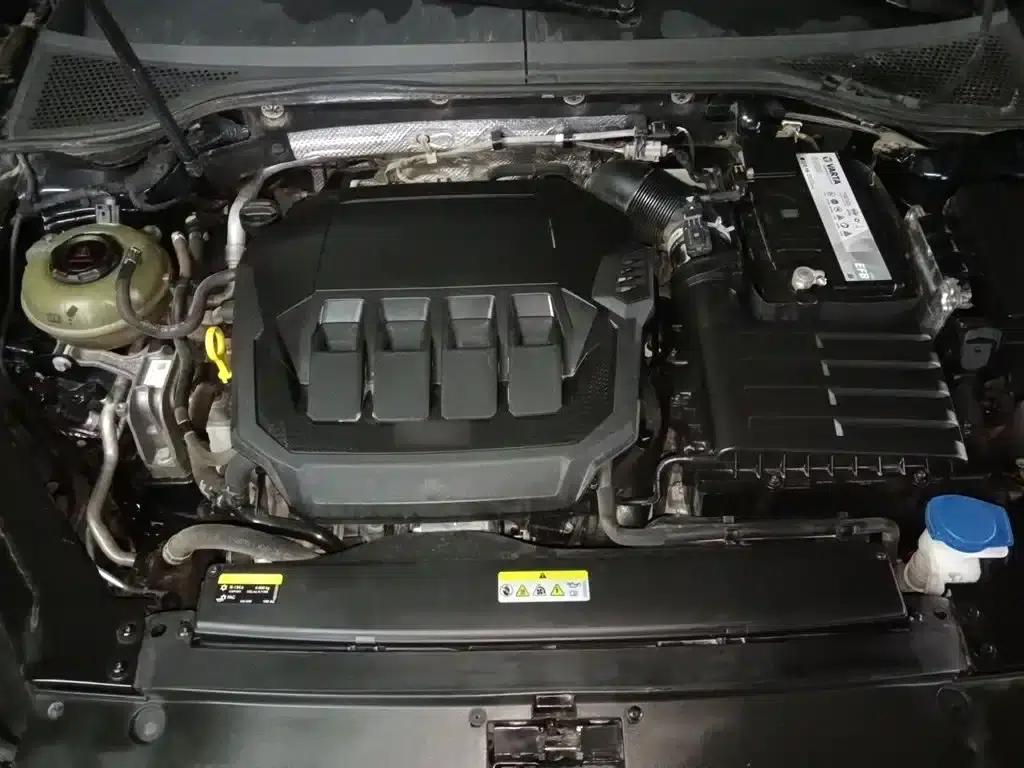 Volkswagen Passat 2021 330TSI DSG 30th Anniversary Edition — миниатюра 11