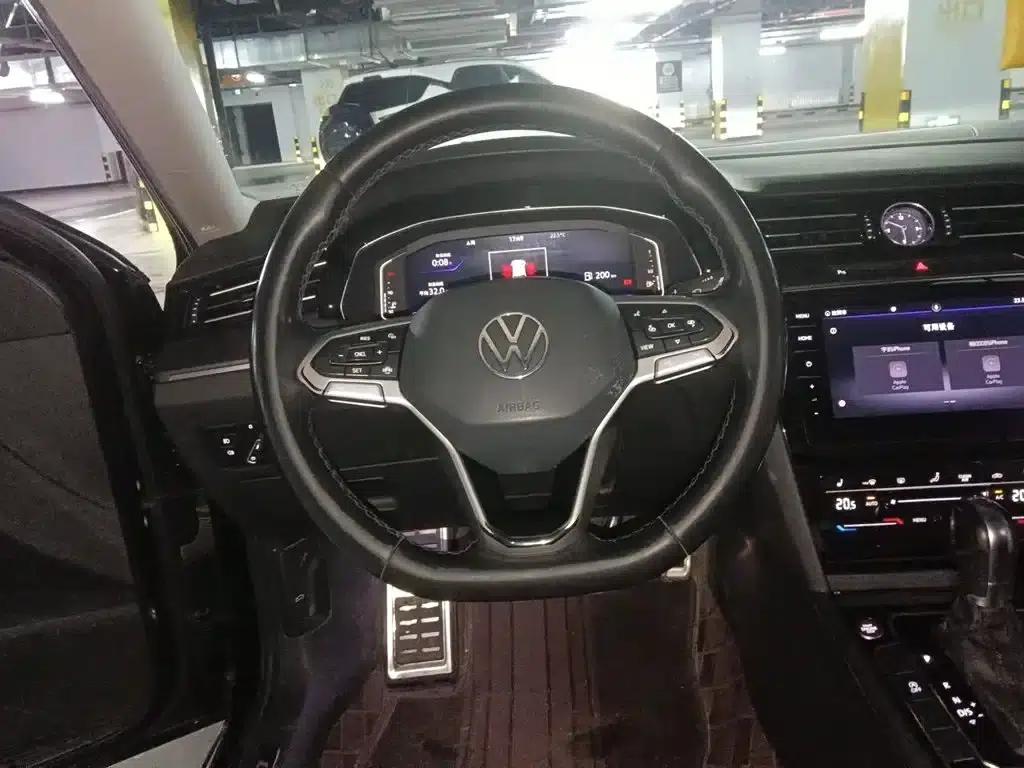 Volkswagen Passat 2021 330TSI DSG 30th Anniversary Edition — миниатюра 3