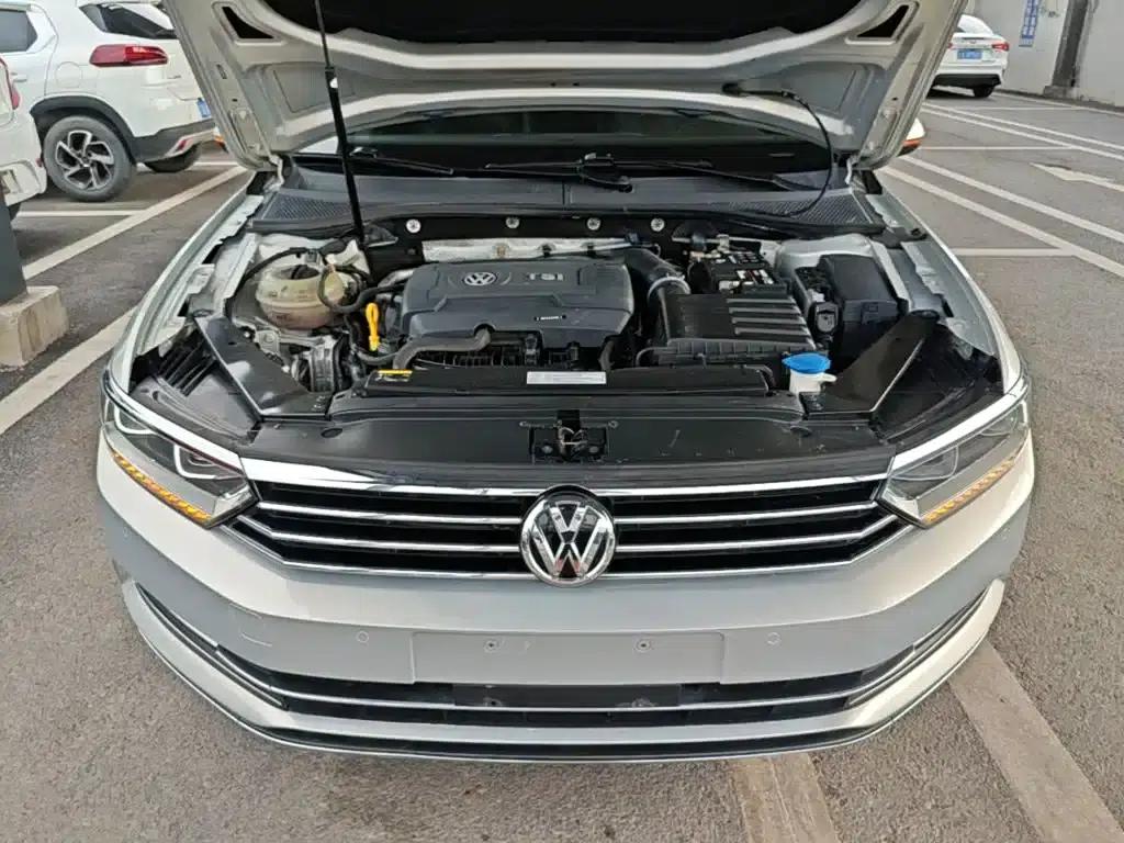 2017 Volkswagen Passat 330TSI DSG Luxury — миниатюра 20