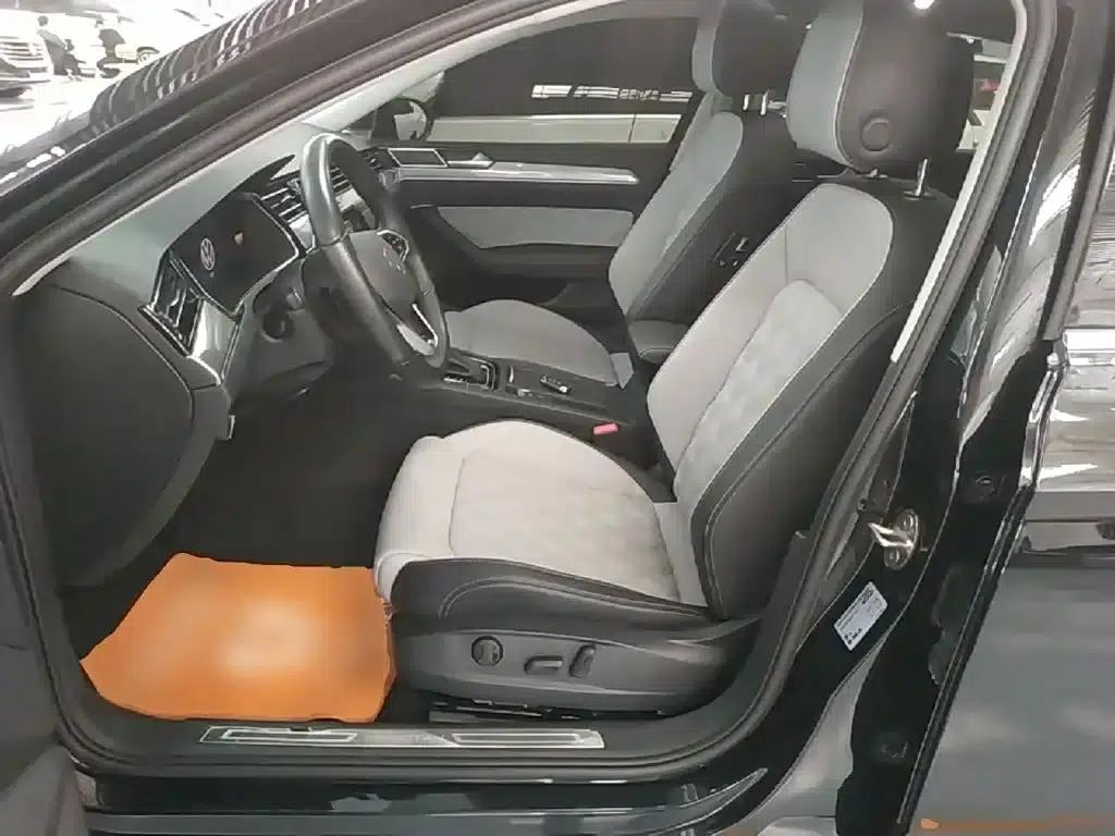 Volkswagen Magotan 2023 2 Millionth Unit Commemorative Edition 330TSI DSG Leading Model — миниатюра 15