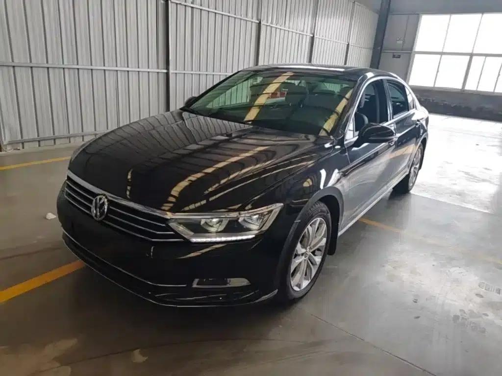 2018 Volkswagen Magotan 330TSI DSG Luxury — миниатюра 1
