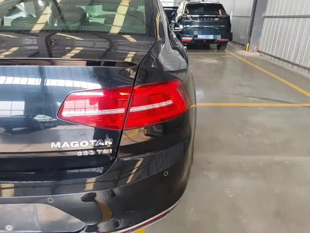 2018 Volkswagen Magotan 330TSI DSG Luxury — миниатюра 8