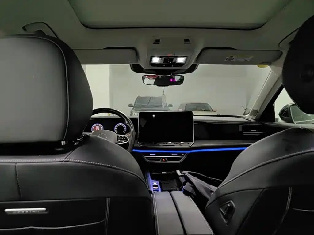 2024 Volkswagen Magotan 380TSI DSG Supreme Edition — миниатюра 18