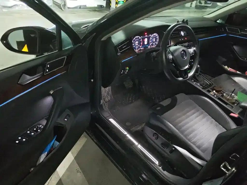 2018 Volkswagen Passat 330TSI DSG Premium — миниатюра 14