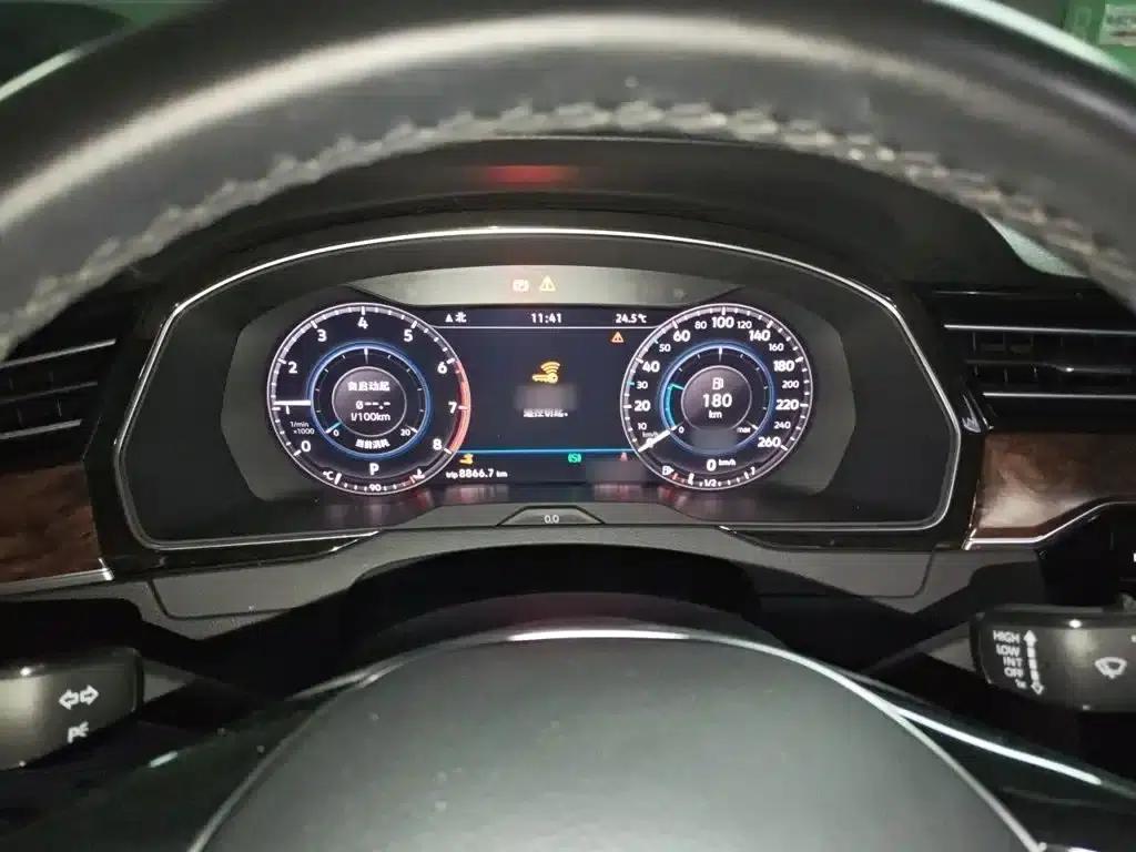 2018 Volkswagen Passat 330TSI DSG Premium — миниатюра 4