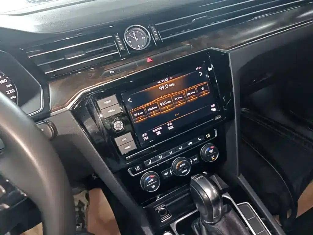 2019 Volkswagen Magotan 330TSI DSG Luxury Edition (National V Emission Standard) — миниатюра 13