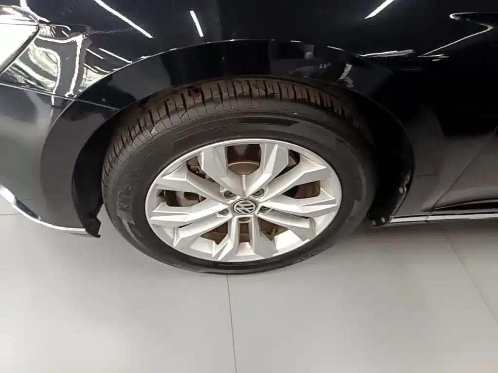2019 Volkswagen Magotan 330TSI DSG Luxury Edition (National V Emission Standard) — миниатюра 23