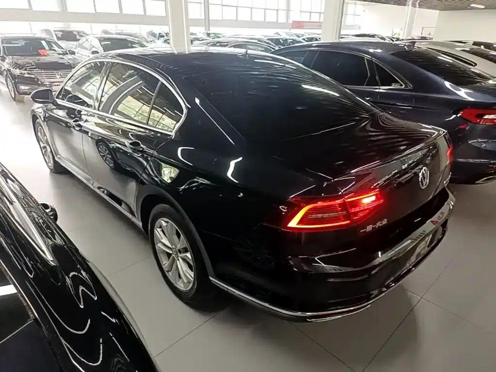 2019 Volkswagen Magotan 330TSI DSG Luxury Edition (National V Emission Standard) — миниатюра 5