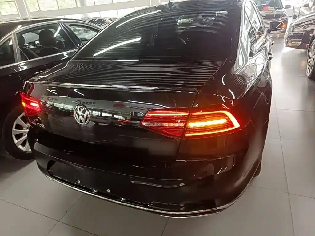 2019 Volkswagen Magotan 330TSI DSG Luxury Edition (National V Emission Standard) — миниатюра 6