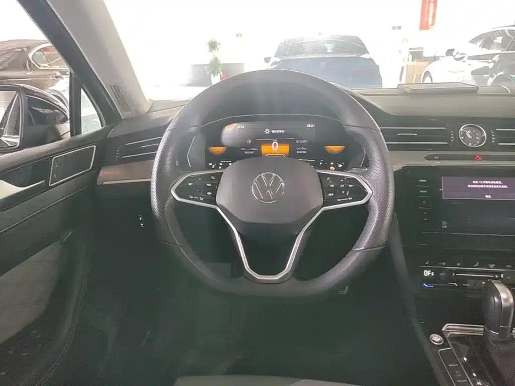 Volkswagen Magotan 2023 2 Millionth Unit Commemorative Edition 330TSI DSG Leading Model — миниатюра 11