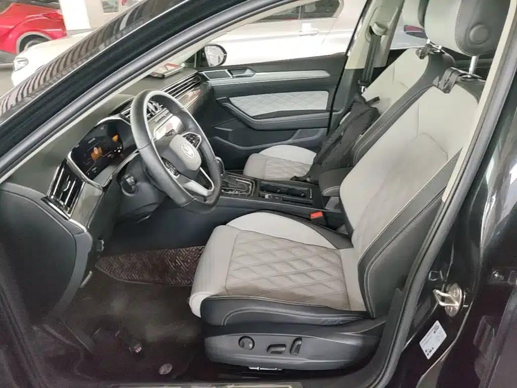 Volkswagen Magotan 2023 2 Millionth Unit Commemorative Edition 330TSI DSG Leading Model — миниатюра 15