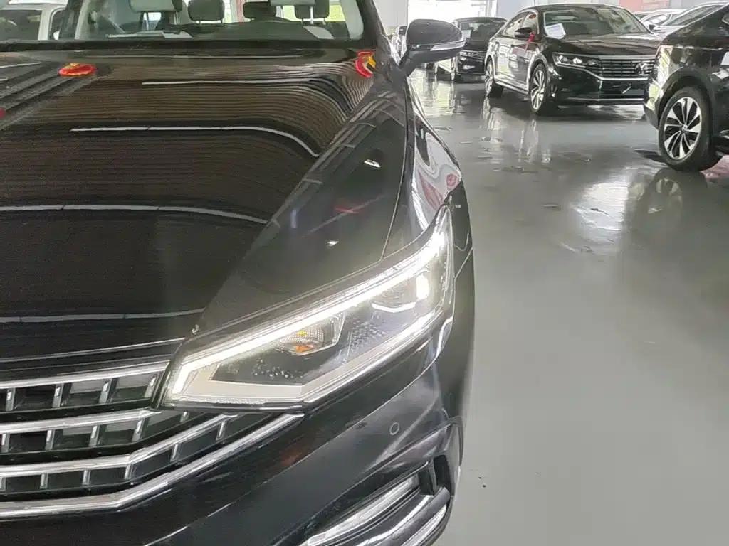 Volkswagen Magotan 2023 2 Millionth Unit Commemorative Edition 330TSI DSG Leading Model — миниатюра 24
