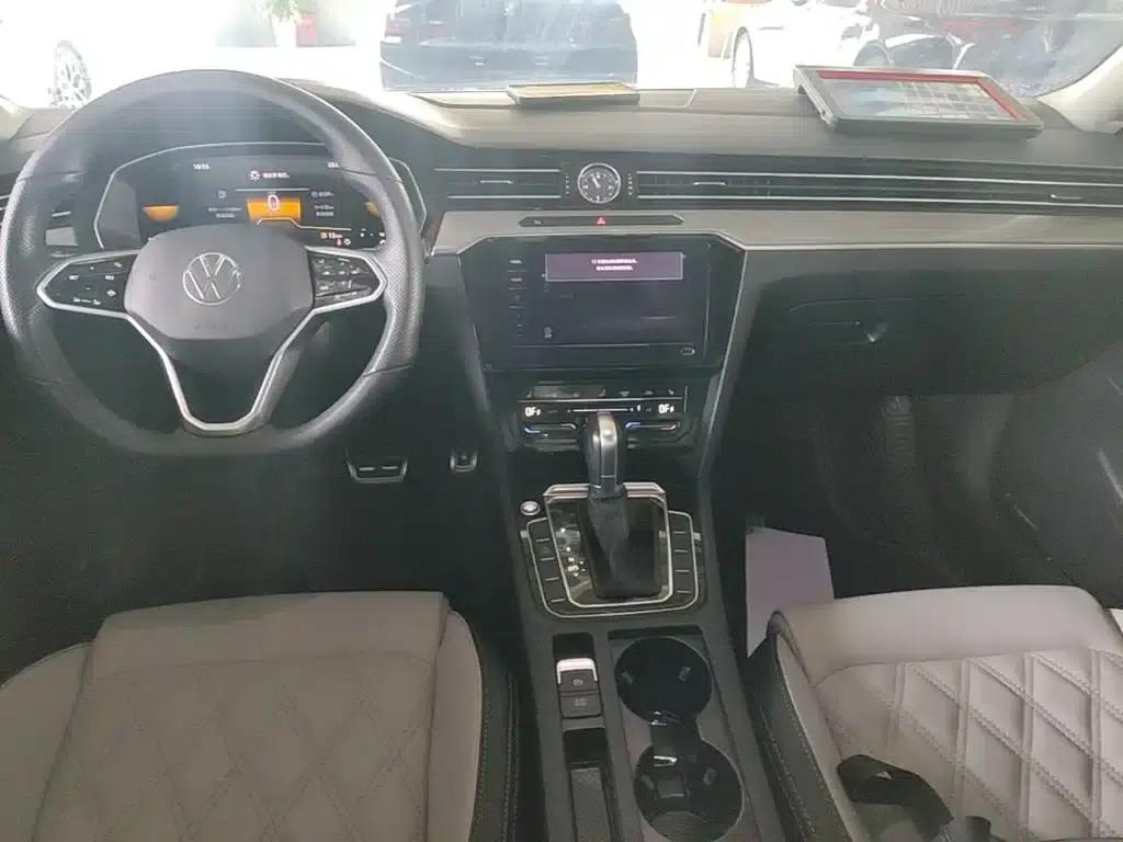 Volkswagen Magotan 2023 2 Millionth Unit Commemorative Edition 330TSI DSG Leading Model — миниатюра 10