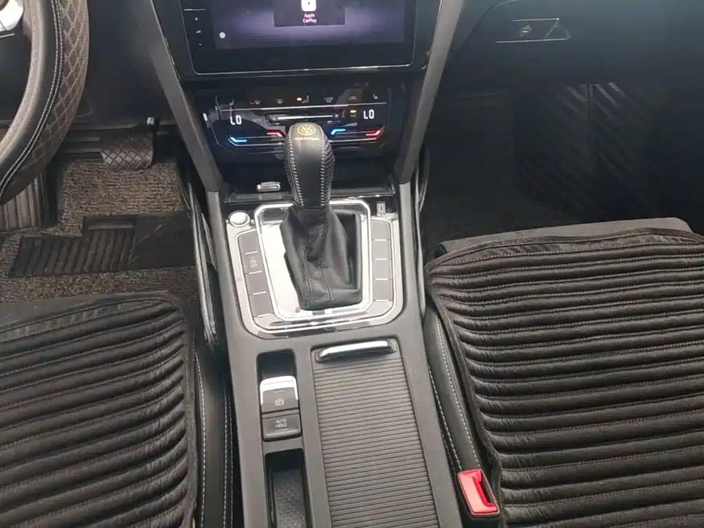 2020 Volkswagen Passat 330TSI DSG Luxury — миниатюра 14