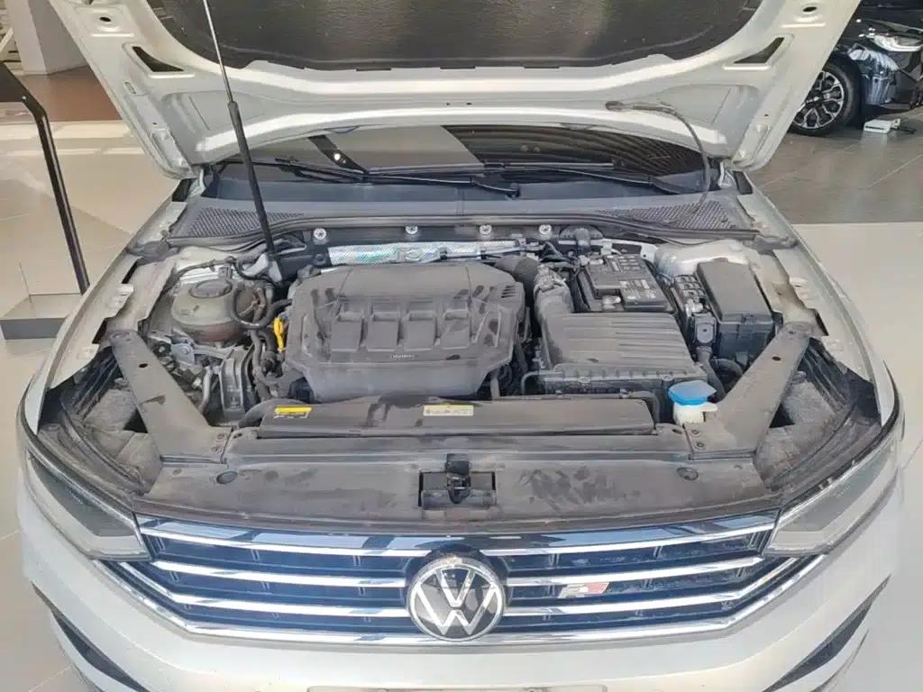 2020 Volkswagen Passat 330TSI DSG Luxury — миниатюра 20