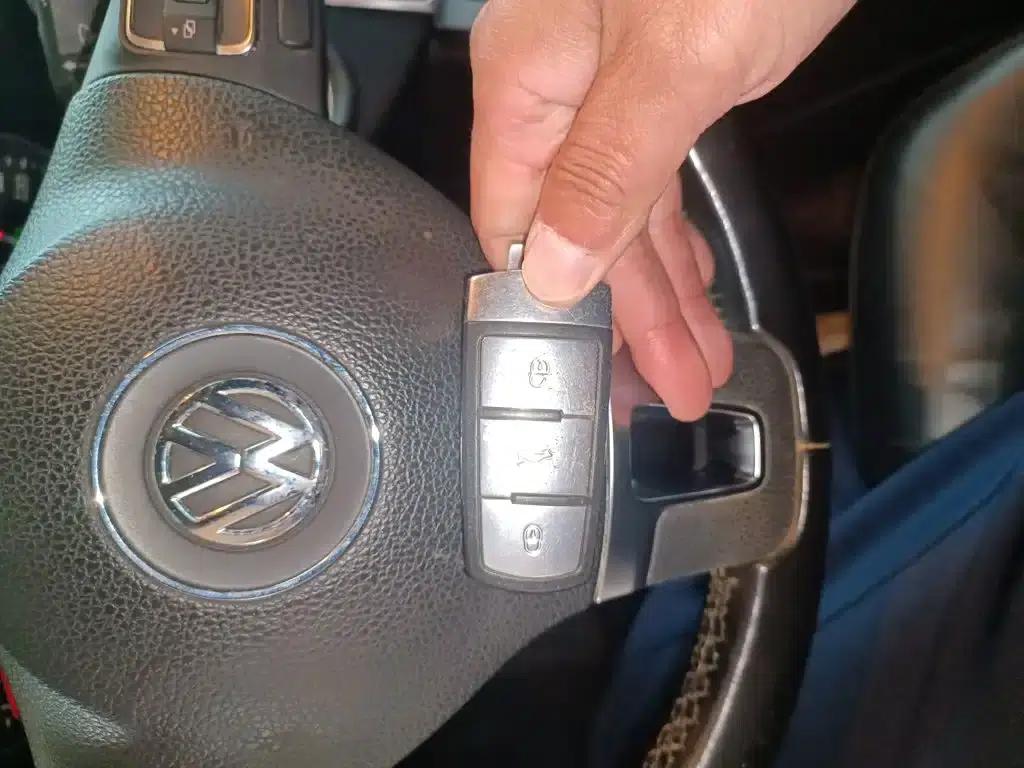 2015 Volkswagen Magotan Facelift 1.8TSI Luxury Model — миниатюра 17