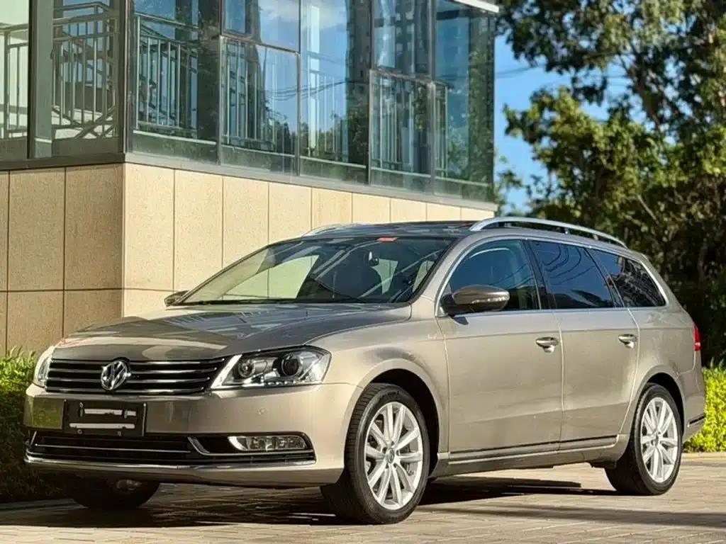 2012 Imported Volkswagen Passat Touring Edition 2.0TSI Comfort — миниатюра 1